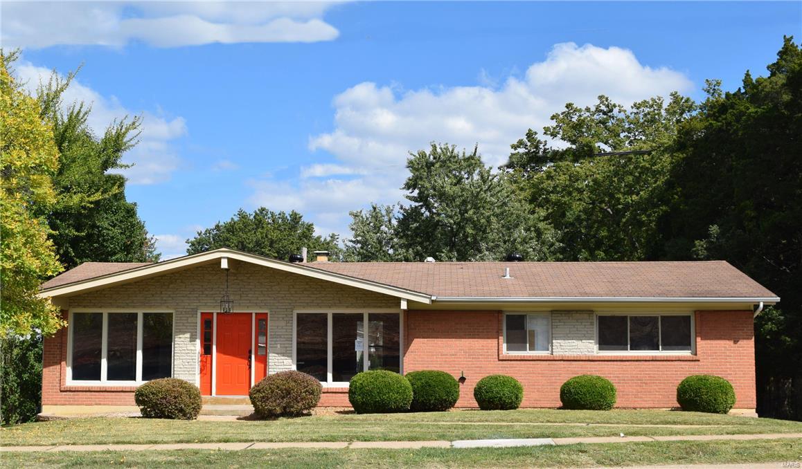 4945 Mattis Road St. Louis, MO 63128 - Photo 1 of 16 Gallery Image 1
