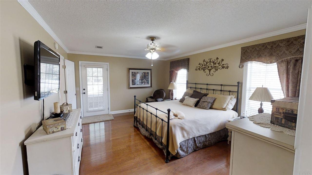 2400 Renfroe Road Pace, FL 32571 - Photo 15 of 39