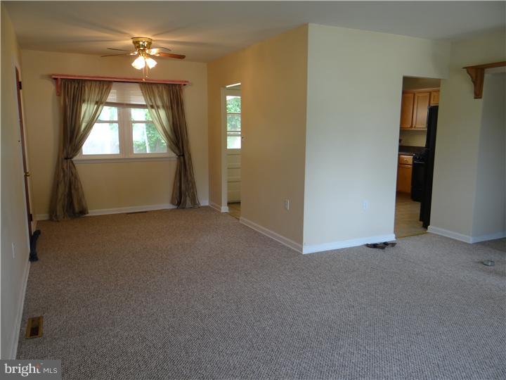 101 South Brownleaf Road Newark, DE 19713 - Photo 7 of 12