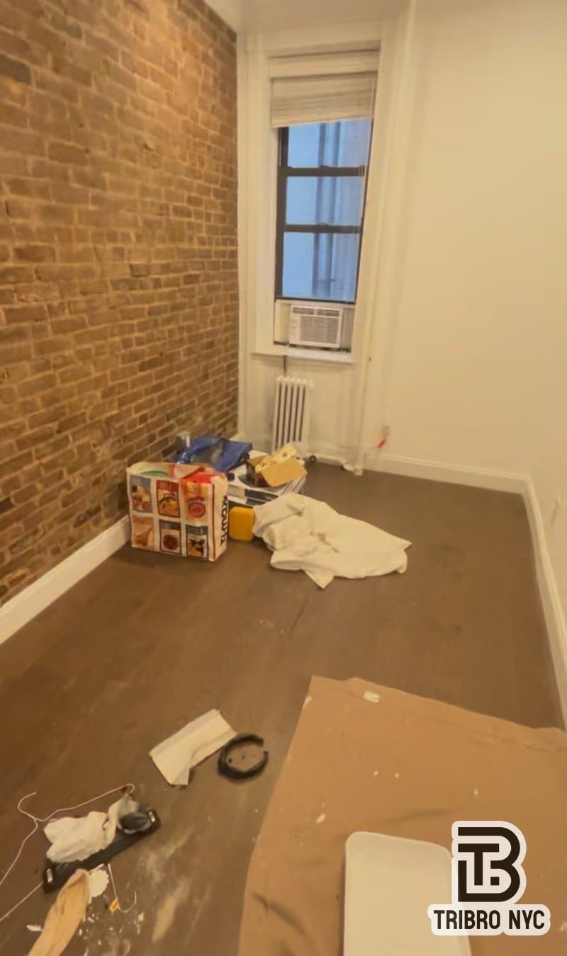 107 Thompson Street, Unit 9 Manhattan, NY 10012 - Photo 2 of 5 Photo 2