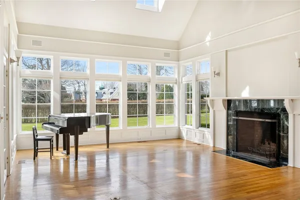 $5,995,000 | 9 Ocean Lawn Lane, Newport, RI 02840