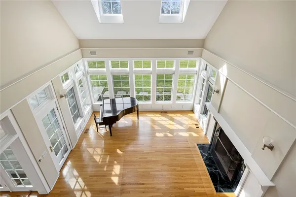 $5,995,000 | 9 Ocean Lawn Lane, Newport, RI 02840
