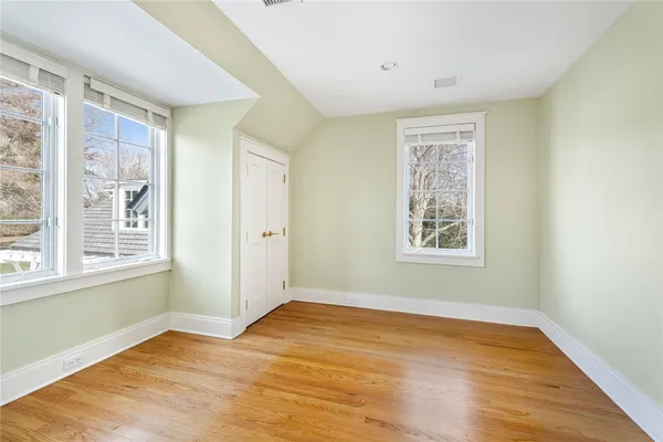 $5,995,000 | 9 Ocean Lawn Lane, Newport, RI 02840