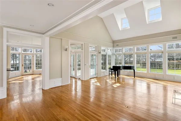 $5,995,000 | 9 Ocean Lawn Lane, Newport, RI 02840