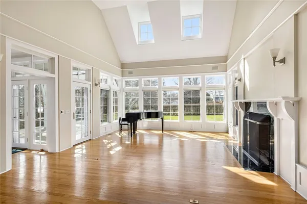 $5,995,000 | 9 Ocean Lawn Lane, Newport, RI 02840