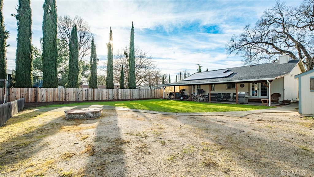 18825 Horseshoe Road Hidden Valley Lake, CA 95467 - Photo 17 of 17 Firepit area