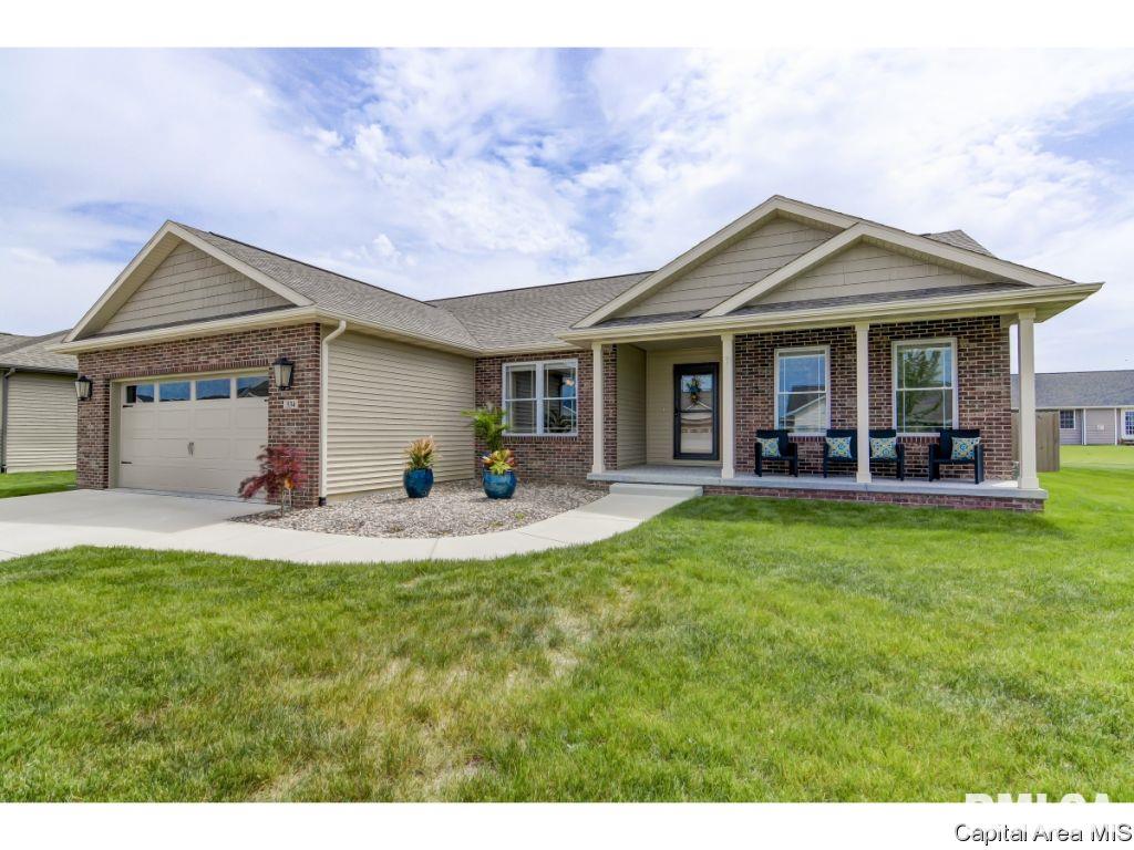 334 Butler Lane Chatham, IL 62629 - Photo 3 of 32 Gallery Image 3