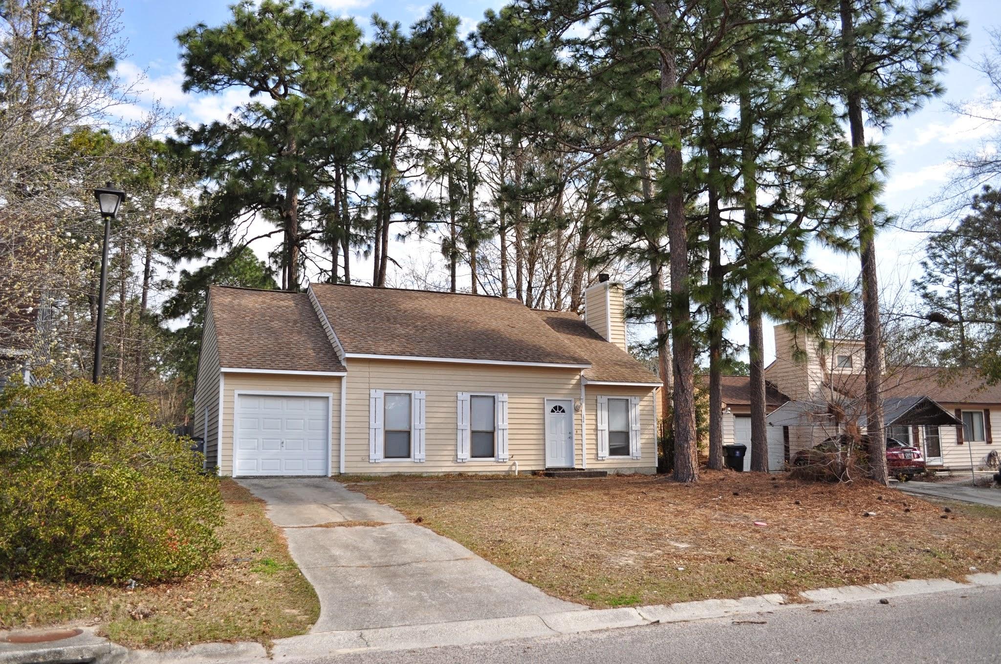 134 Traders Station Road Summerville, SC 29486 - Photo 2 of 17 DSC_0391.JPG