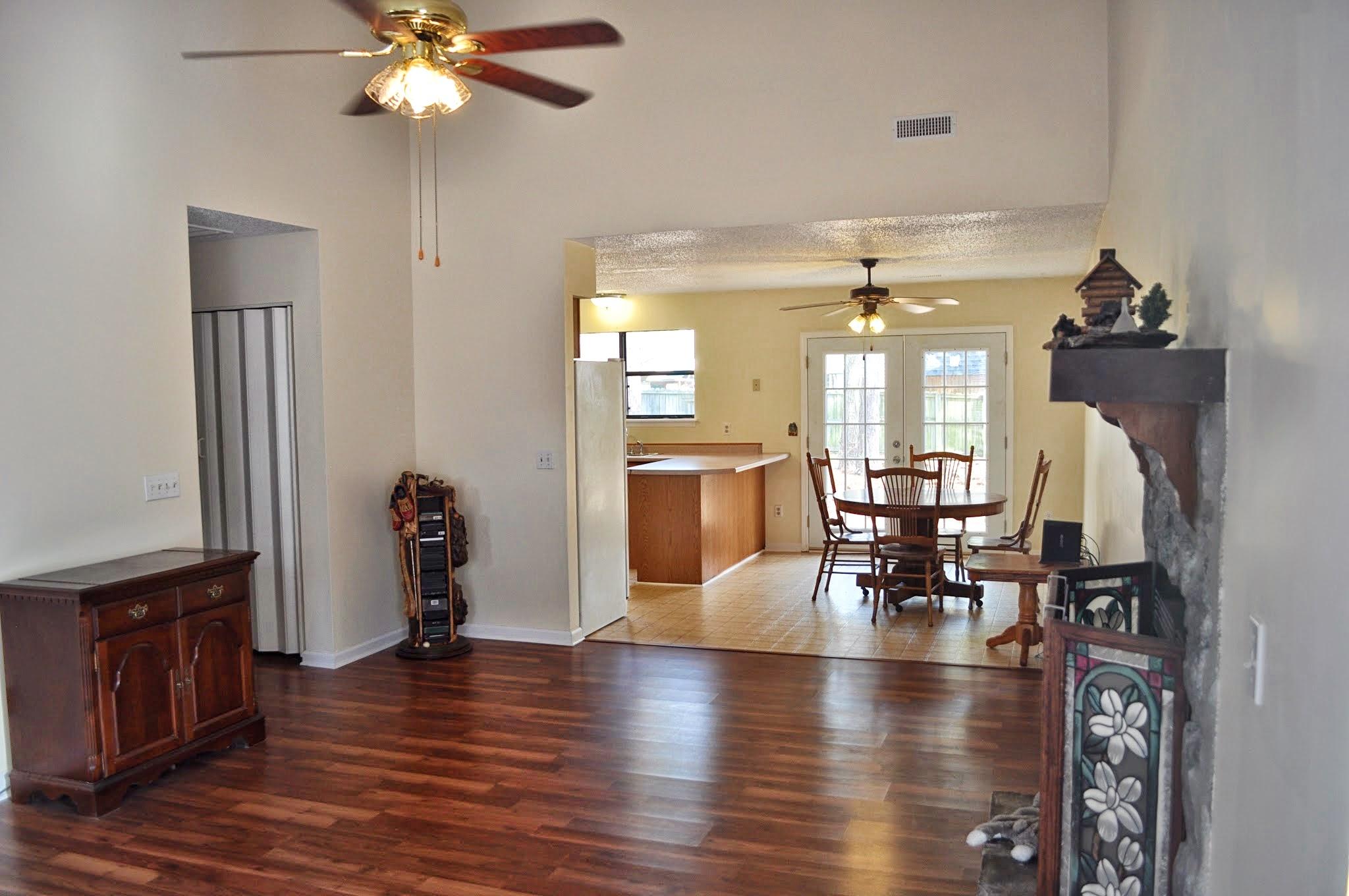134 Traders Station Road Summerville, SC 29486 - Photo 5 of 17 DSC_0486.JPG