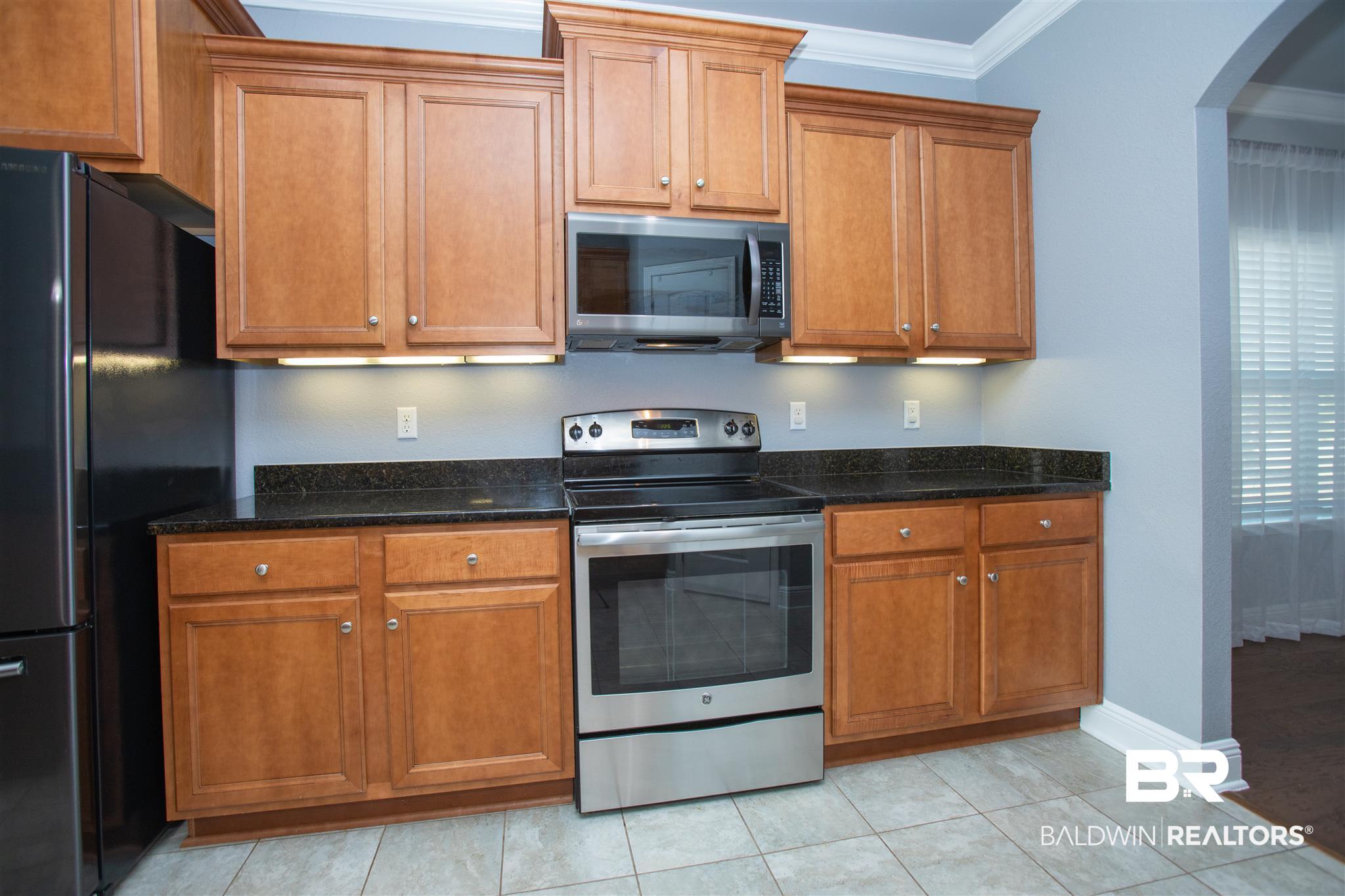 7029 Rocky Rd Loop Gulf Shores, AL 36542 - Photo 18 of 43 kitchen