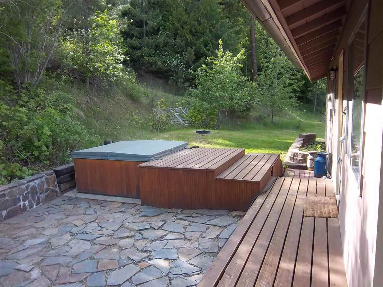 1221 Camden Road Elk, WA 99009 - Photo 16 of 20 Gallery Image 16