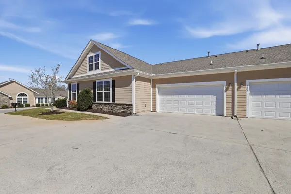 $420,000 | 2479 Baskette Way, Chattanooga, TN 37421