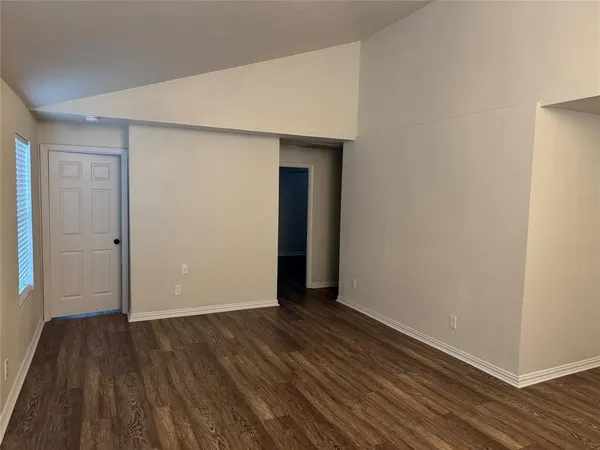 $3,100 | 4301 Munger Avenue, Dallas, TX 75204