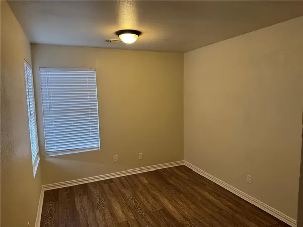 $3,100 | 4301 Munger Avenue, Dallas, TX 75204