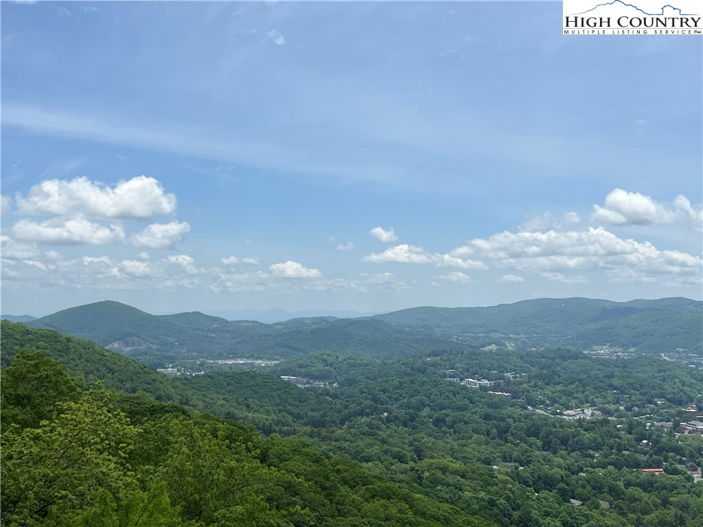 Pinnacle Drive Boone, NC 28607 - Photo 1 of 14 Gallery Image 1