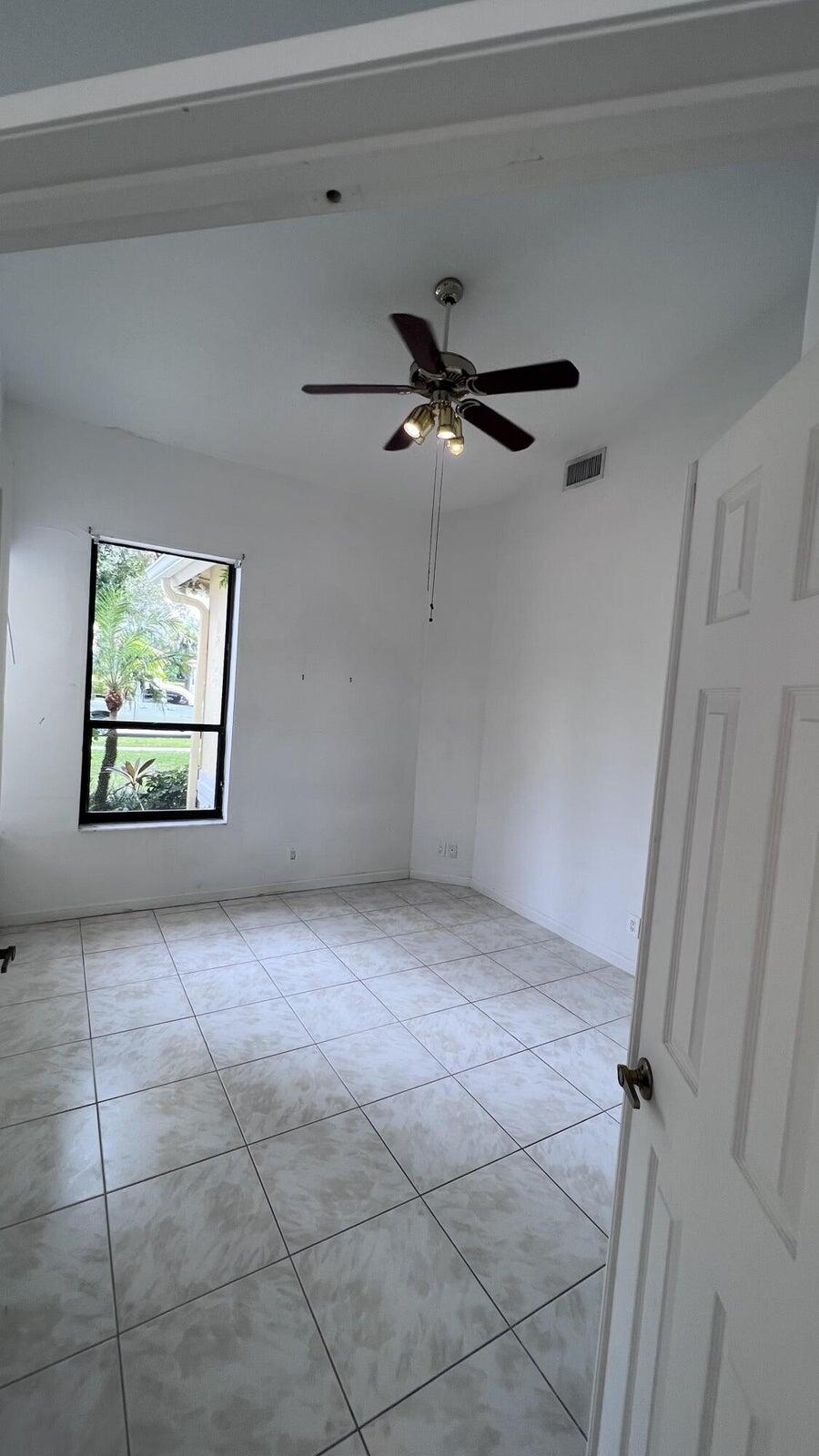 22319 Holcomb Place Boca Raton, FL 33428 - Photo 8 of 13 20221219012459462677000000-o