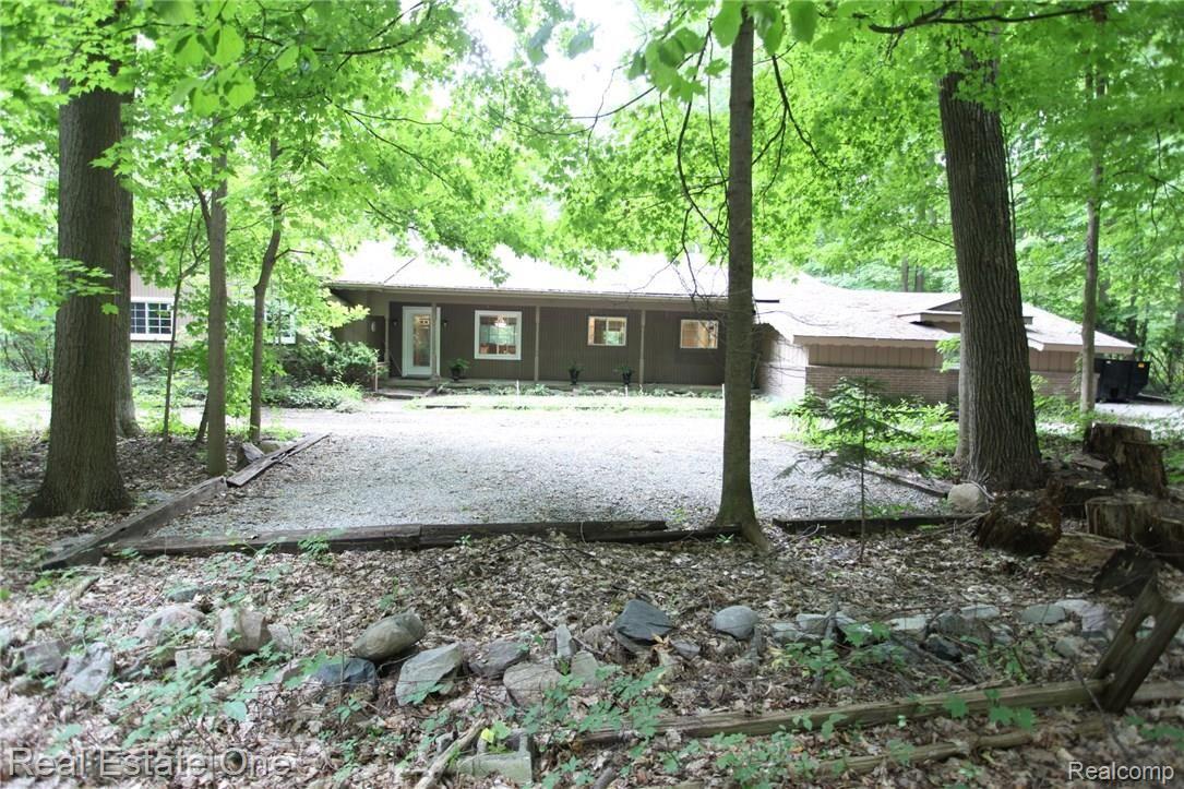 30315 Rockshire Avenue Farmington, MI 48334 - Photo 3 of 43 Rockshire227.JPG
