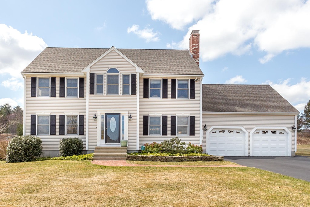 49 Sparrow Road Stoughton, MA 02072 - Photo 1 of 29 Gallery Image 1