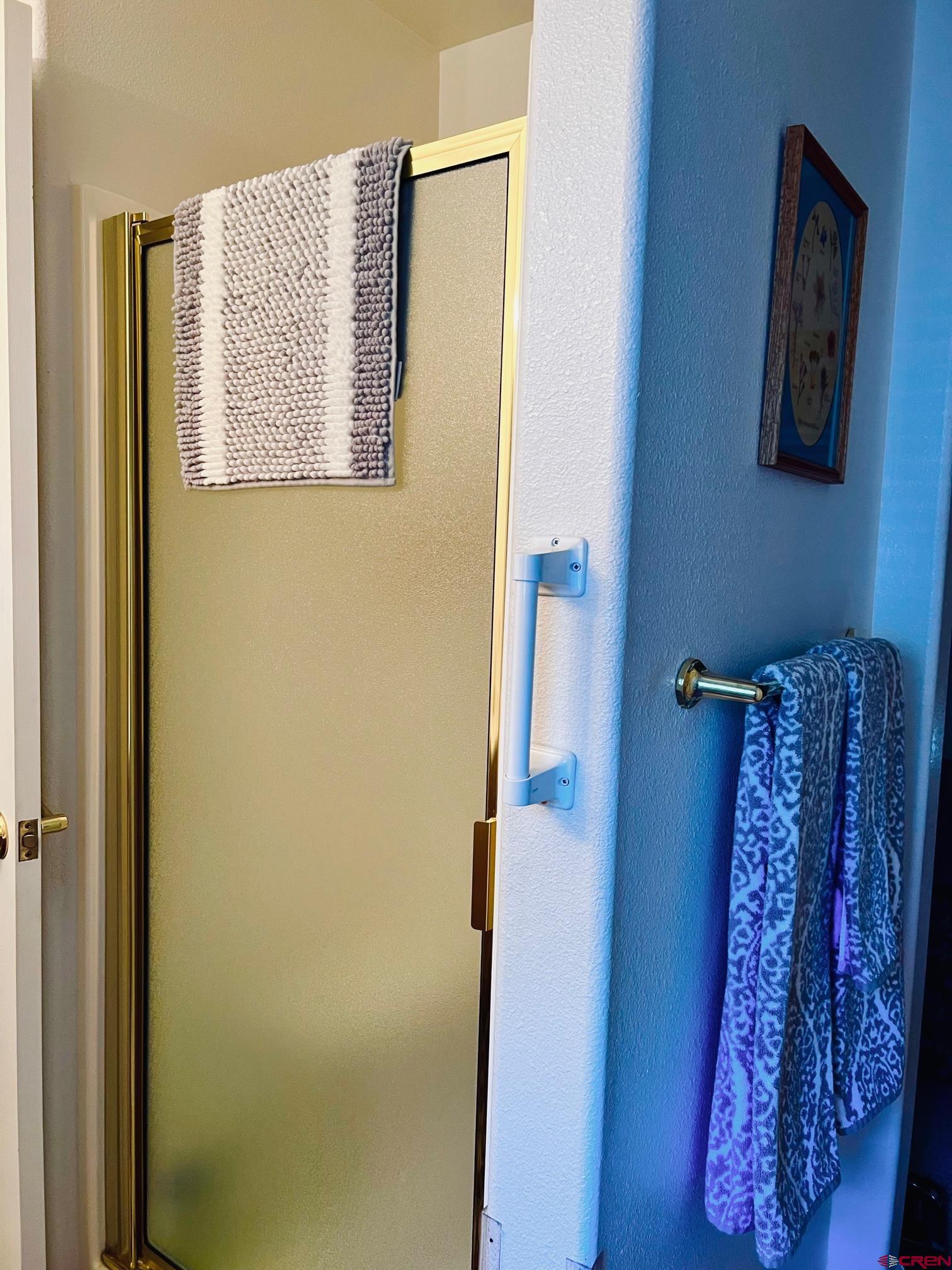 511 Hazel Circle Fruita, CO 81521 - Photo 19 of 24 a bathroom with a mirror