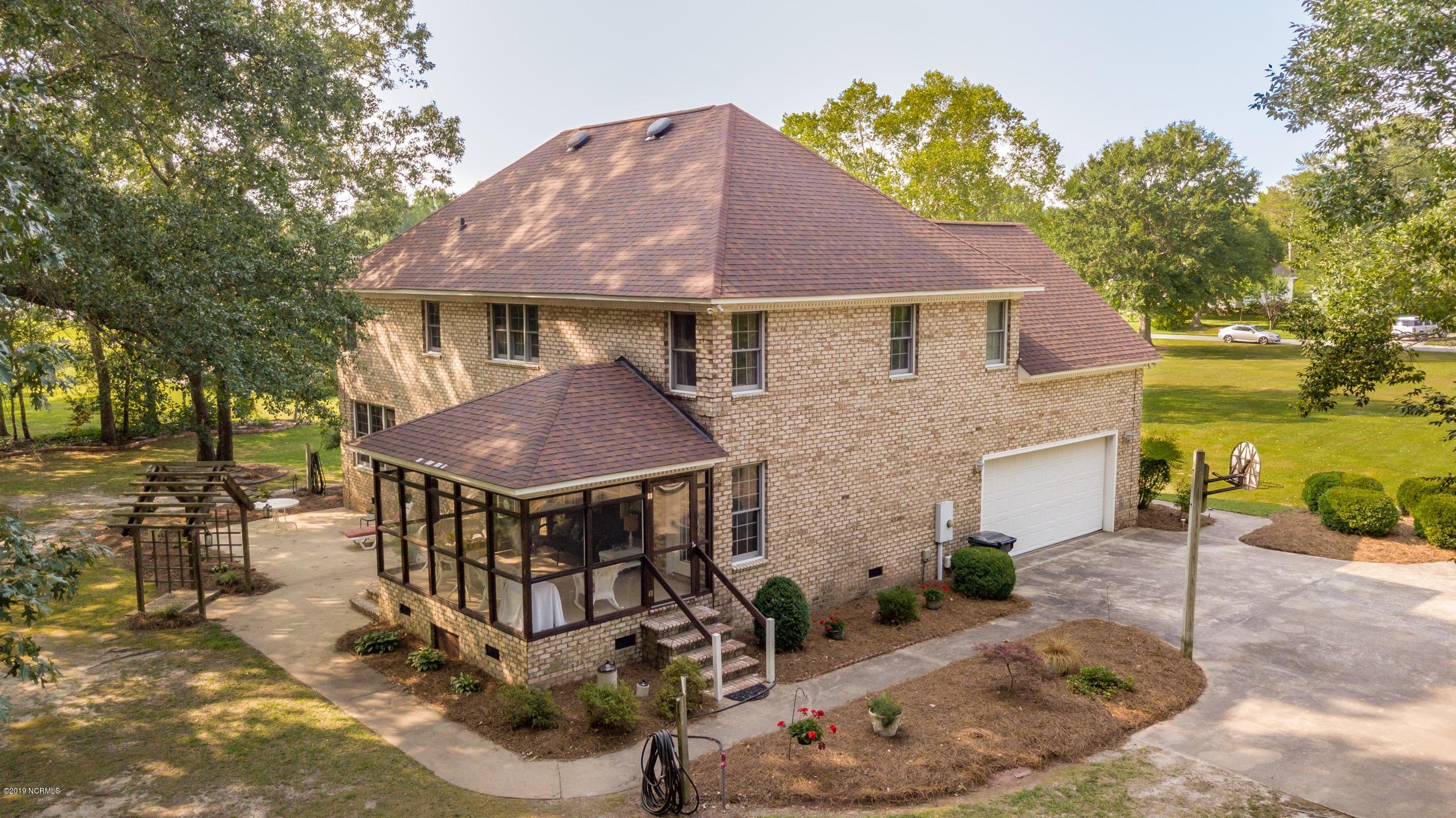 109 Raccoon Run Washington, NC 27889 - Photo 19 of 41 019 side view 1