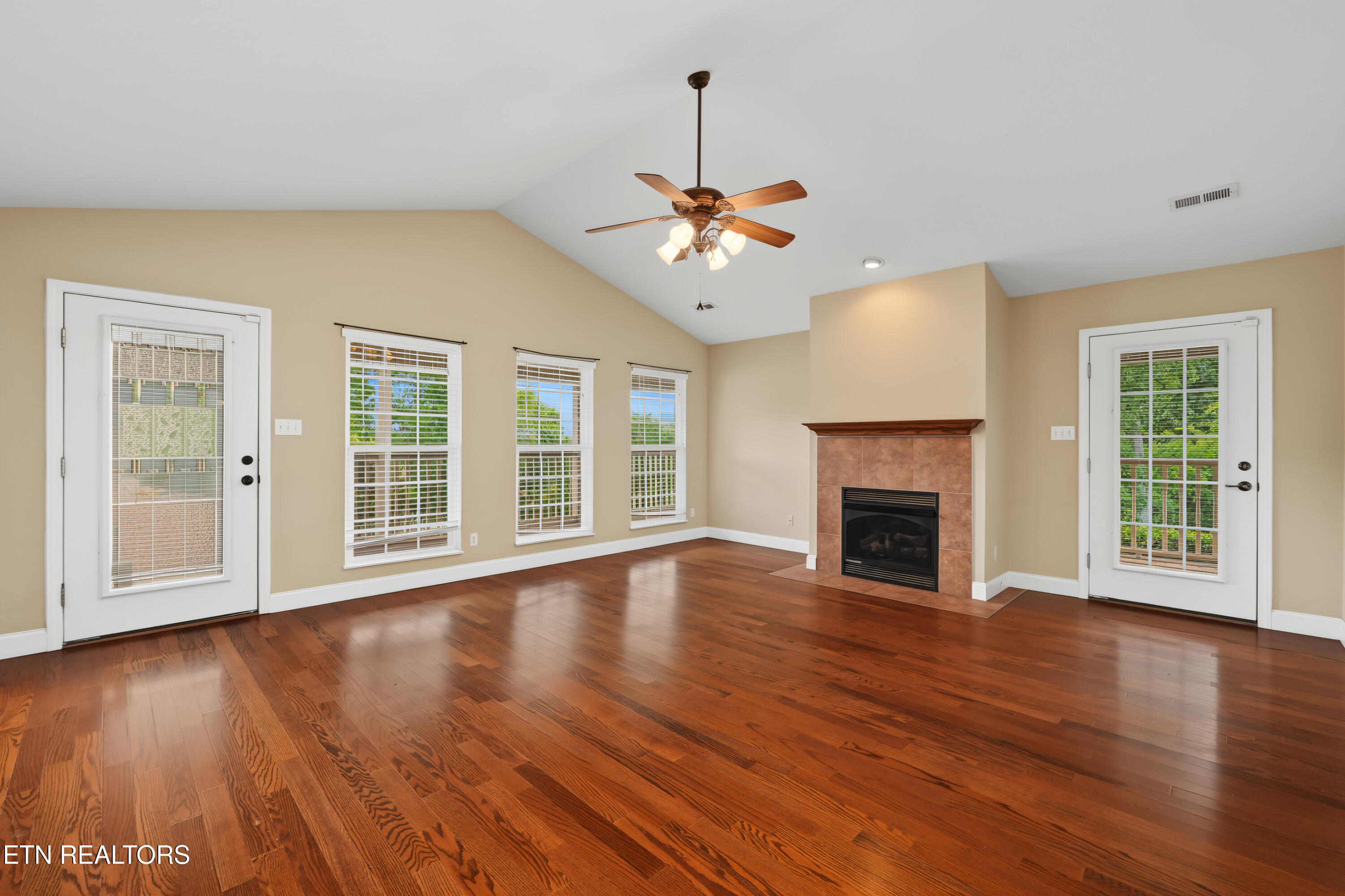 5844 Hutton Ridge Road Maryville, TN 37801 - Photo 11 of 26 DSC03955-2