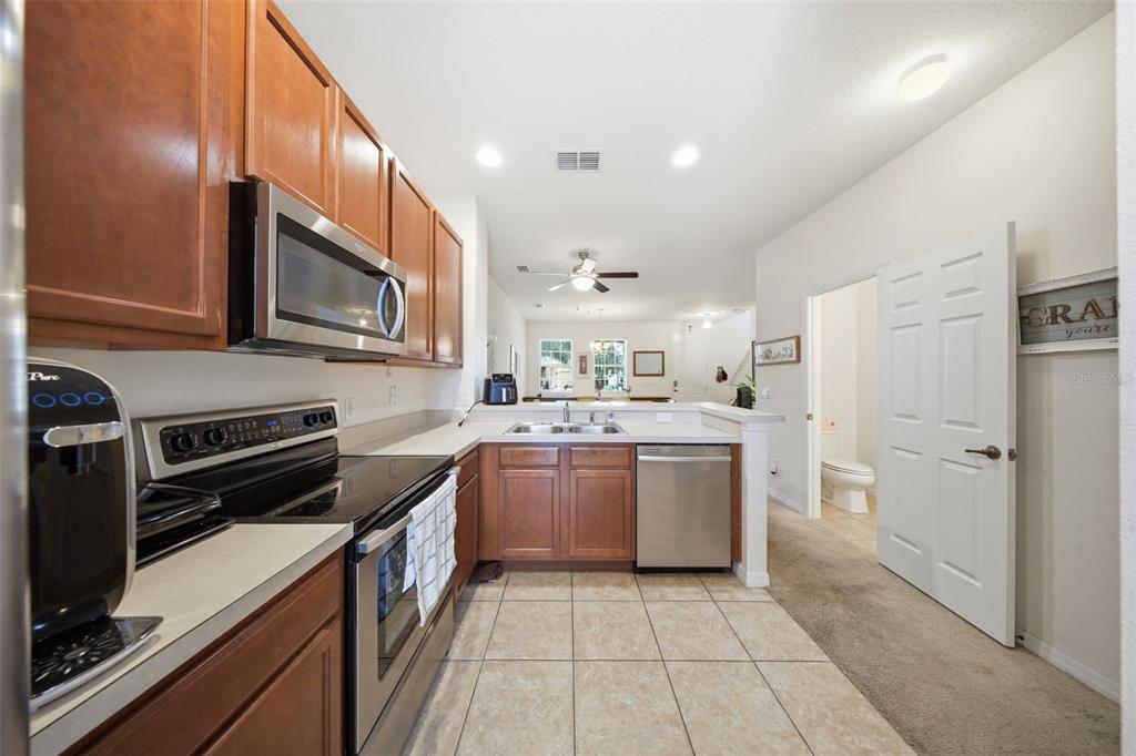 11733 Fitzgerald Butler Road Orlando, FL 32836 - Photo 7 of 36 Gallery Image 7