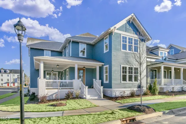 $899,900 | 818 St Charles Street, Durham, NC 27713