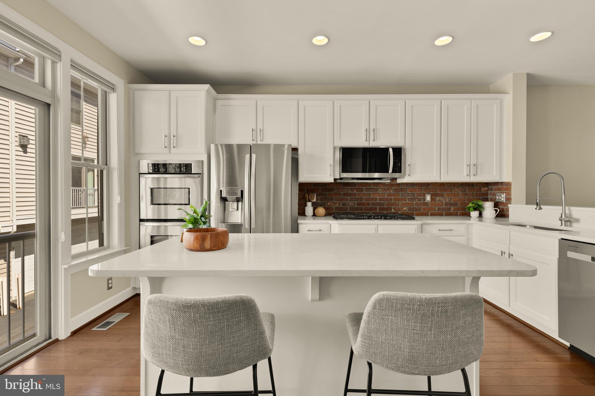 3351 Kemper Road Arlington, VA 22206 - Photo 8 of 22