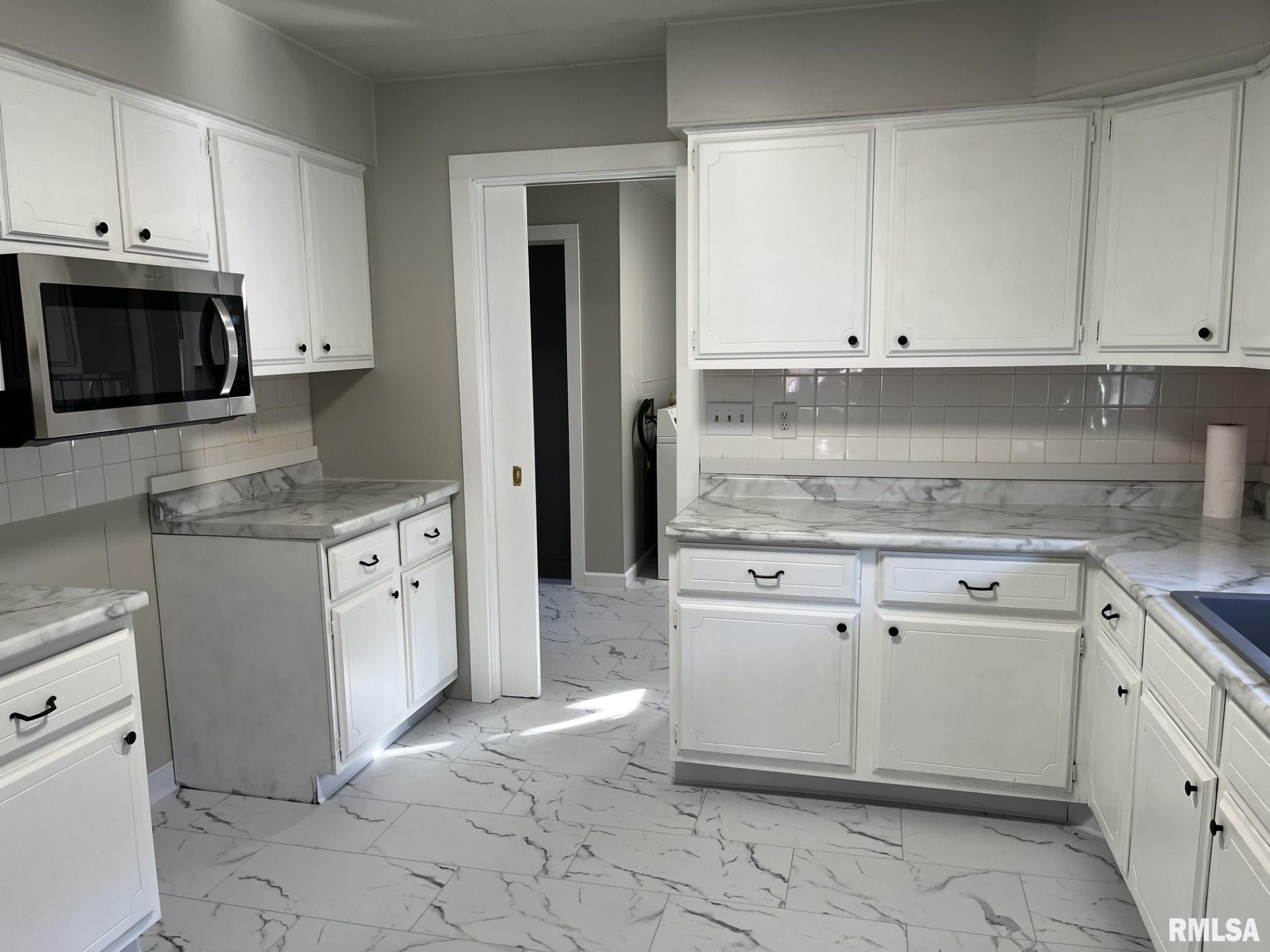 1416 State Street Pekin, IL 61554 - Photo 6 of 19 Gallery Image 6