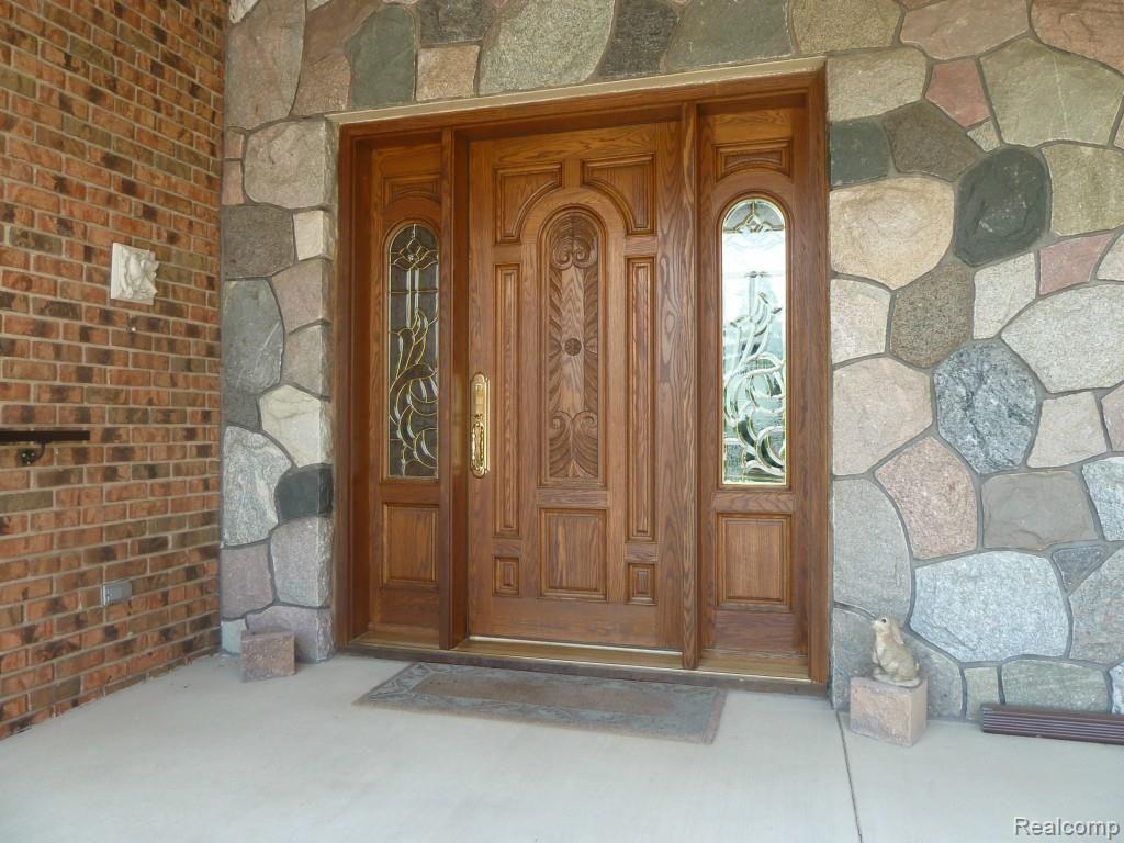 20909 Napier Road Northville, MI 48167 - Photo 5 of 44 Entry