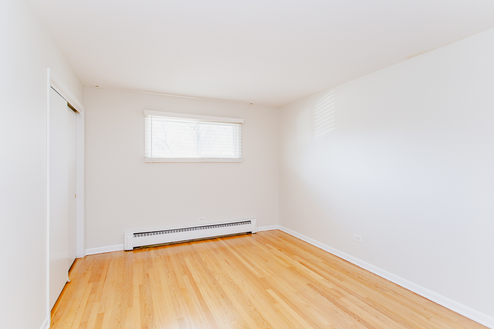 1503 Executive Lane Glenview, IL 60026 - Photo 20 of 40 a view of empty room with wooden floor