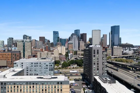 $2,675,000 | 40 Traveler Street, Unit PH10, Boston, MA 02118