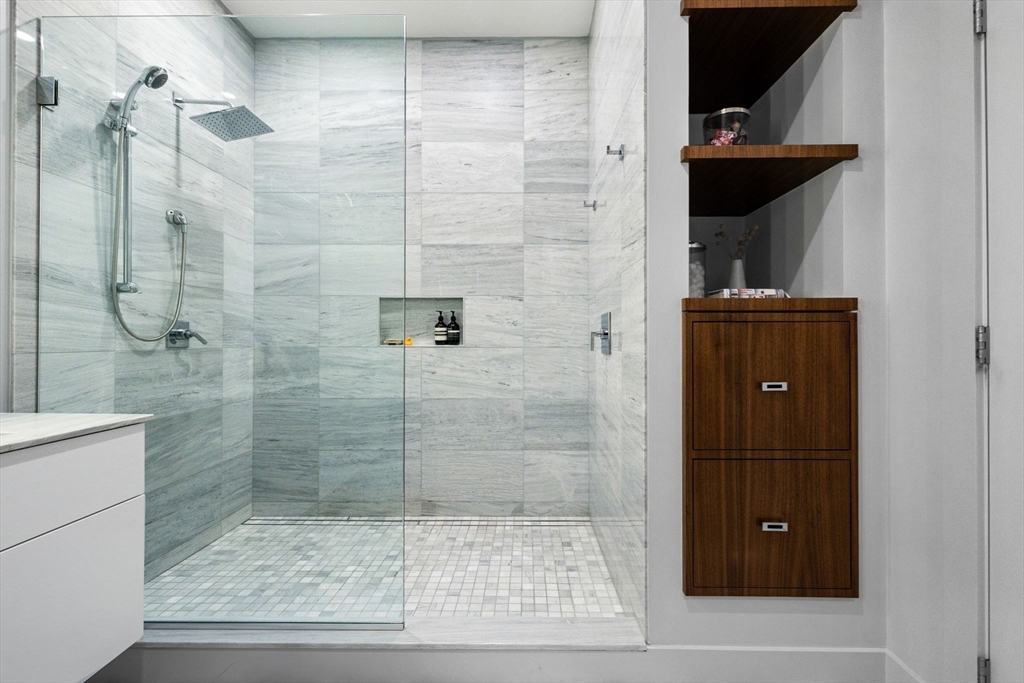 40 Traveler Street, Unit PH10 Boston, MA 02118 - Photo 24 of 42