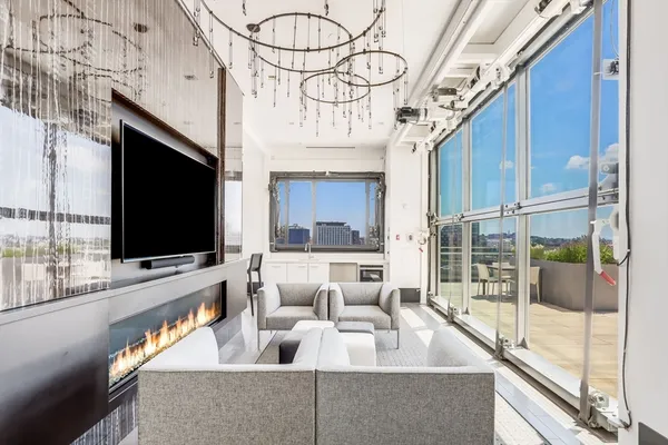$2,400,000 | 40 Traveler Street, Unit PH10, Boston, MA 02118