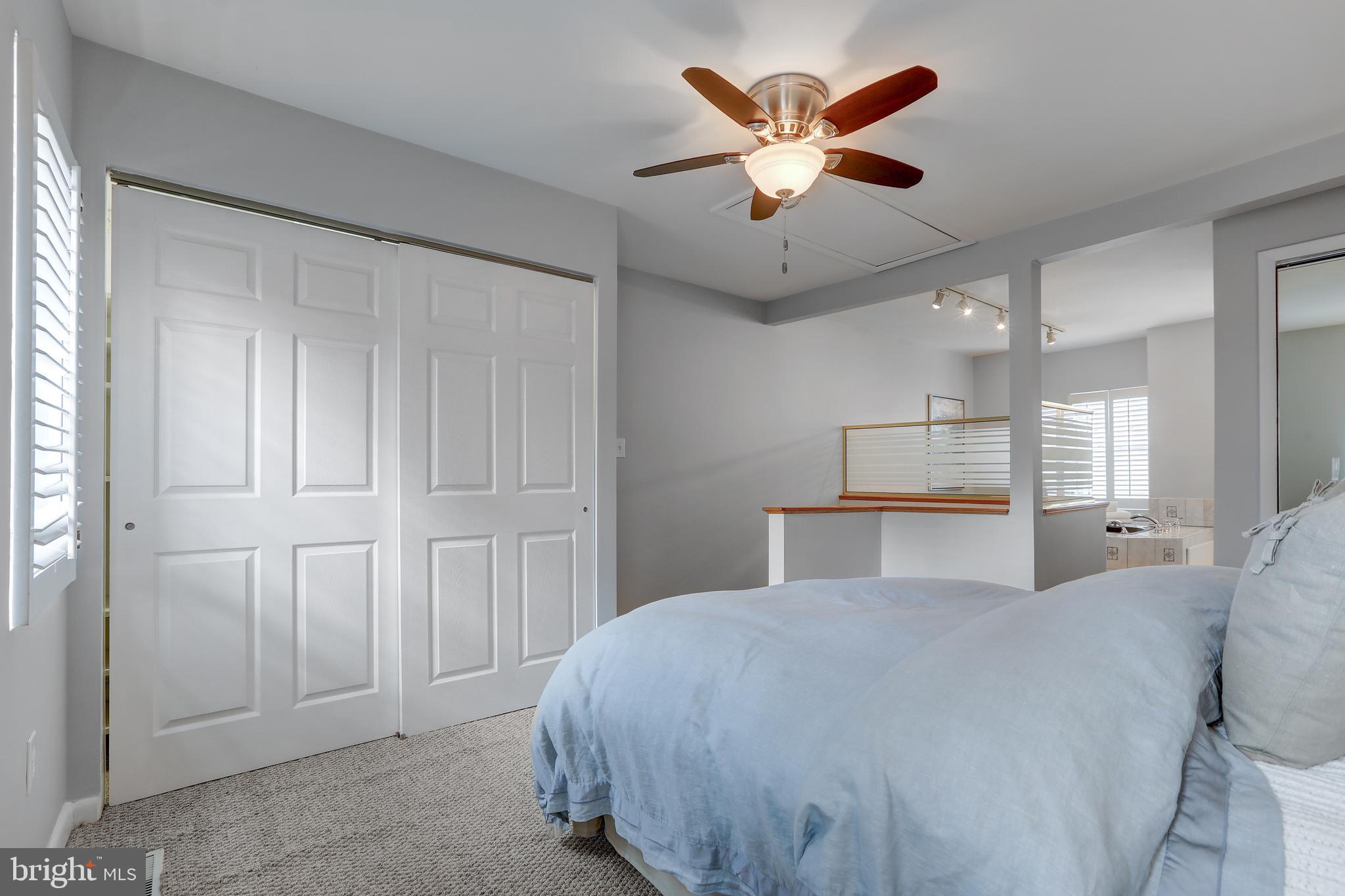 2828 O Donnell Street Baltimore, MD 21224 - Photo 19 of 38 Large Double Door closet