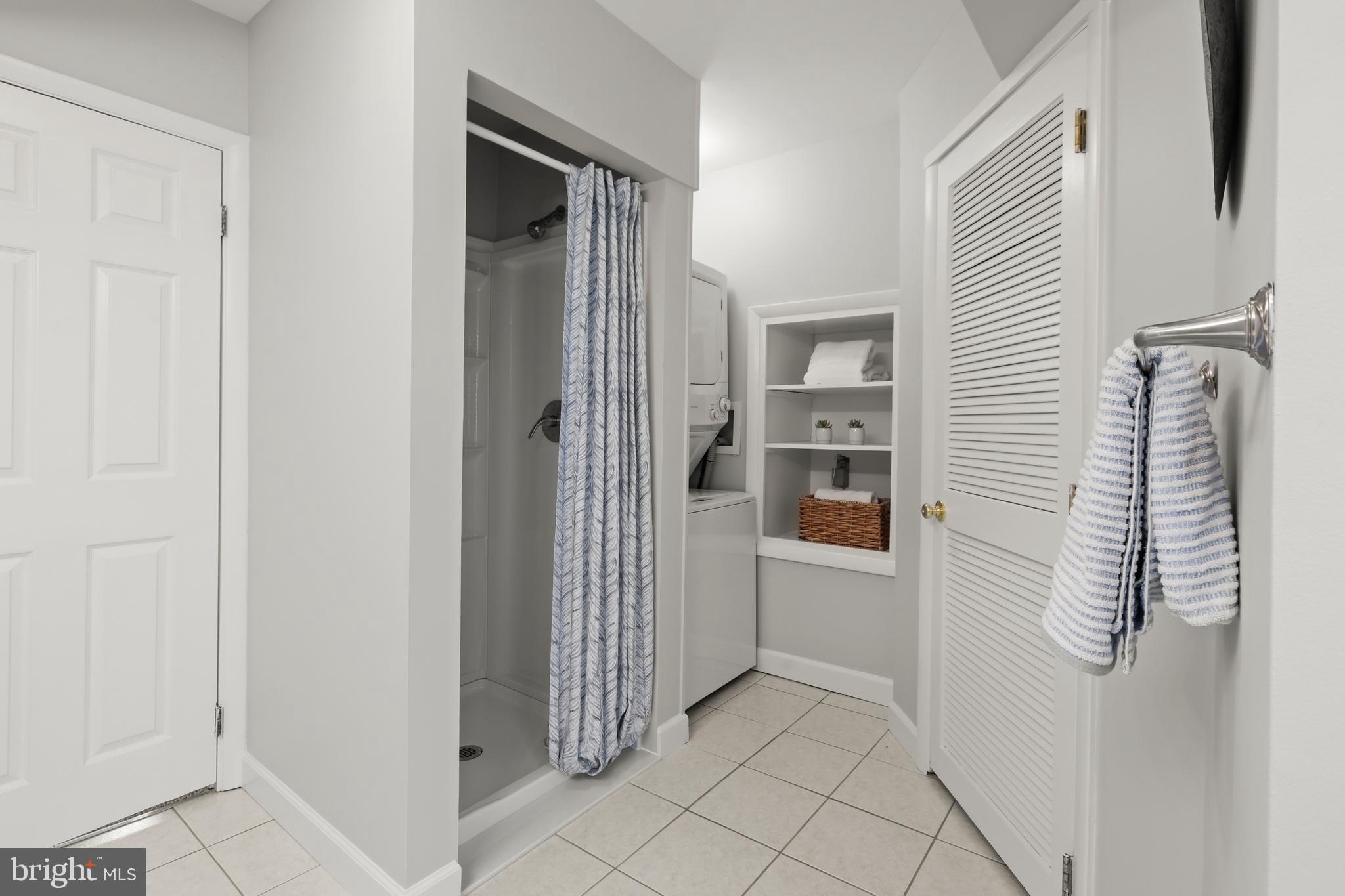 2828 O Donnell Street Baltimore, MD 21224 - Photo 27 of 38 Upper Lvl 1- Full bath