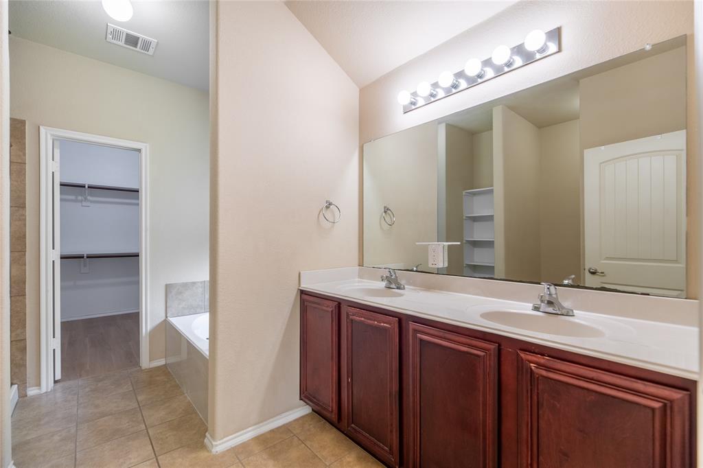 5213 Rustic Ridge Drive McKinney, TX 75071 - Photo 15 of 28
