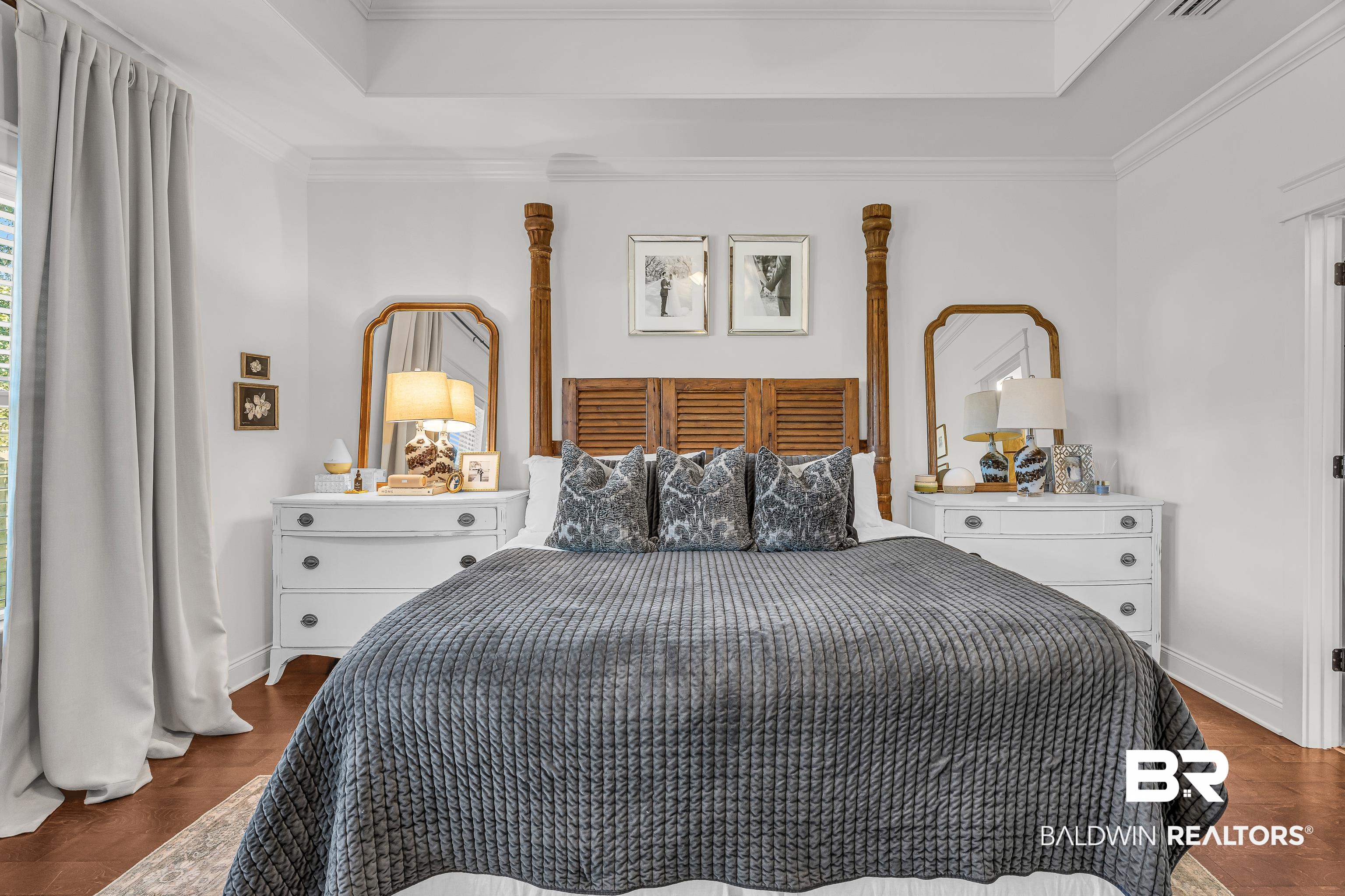243 Hawthorne Circle Fairhope, AL 36532 - Photo 17 of 37 Trey Ceilings