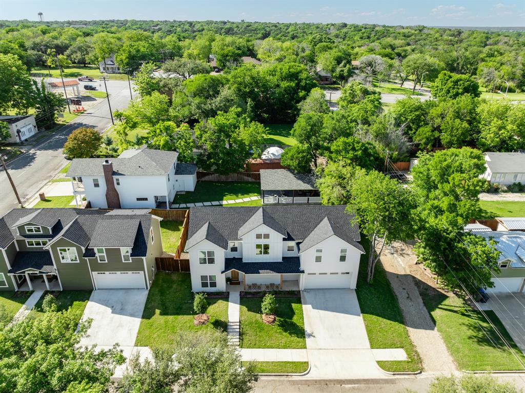 421 Proctor Avenue Waco, TX 76708 - Photo 27 of 28 an aerial view of a house with a garden