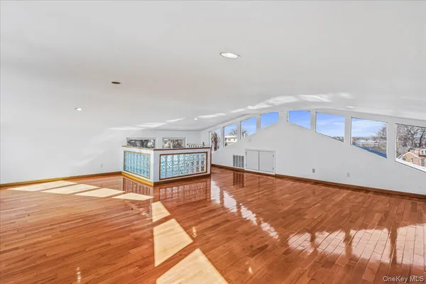$1,499,000 | 157-40 9th Avenue | Beechhurst
