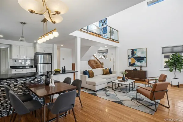 $1,499,000 | 157-40 9th Avenue | Beechhurst