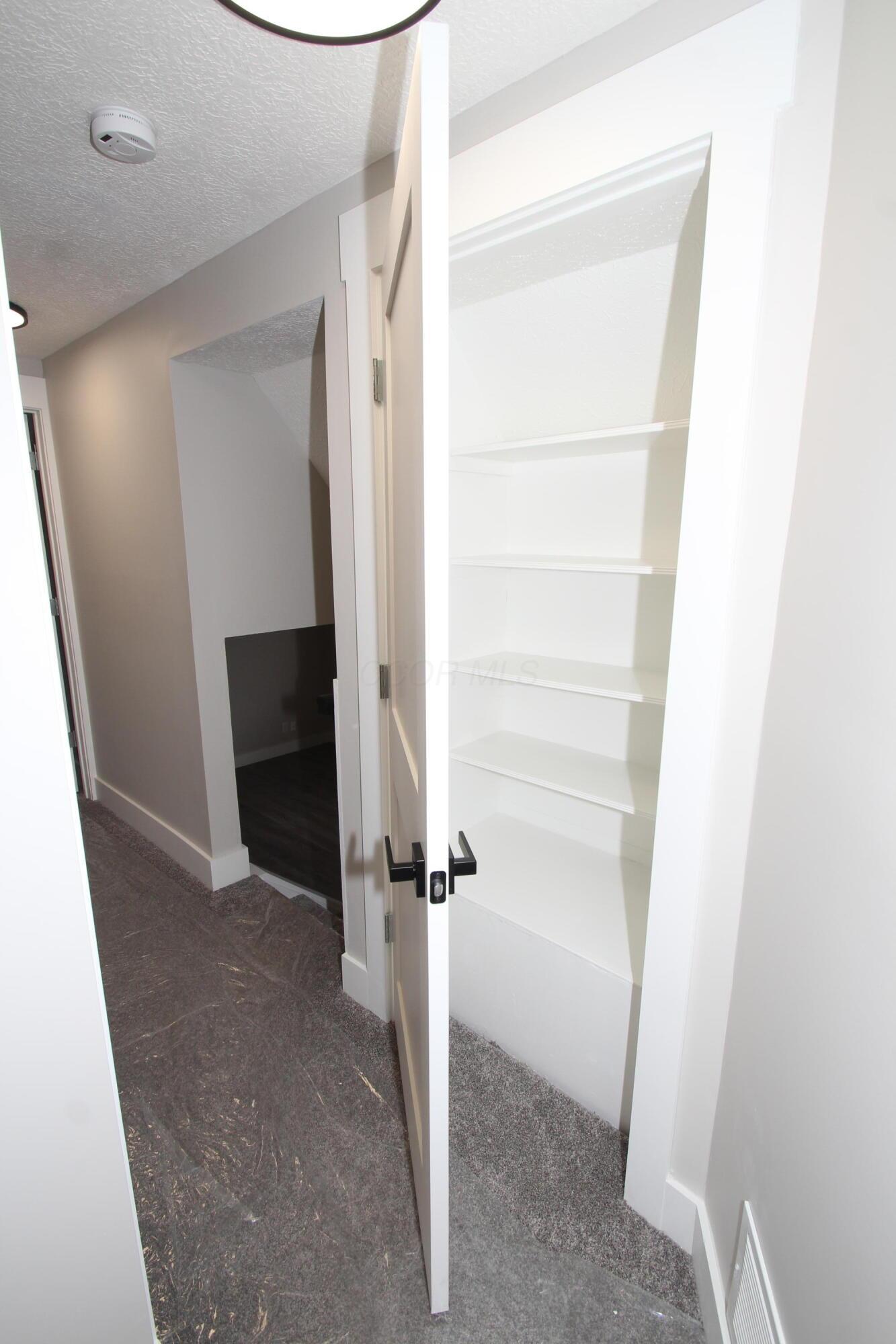 4003 Lynward Road Columbus, OH 43228 - Photo 21 of 43 1000035664
