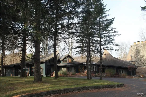 $450,000 | 7927 Indian Hill Road, Pompey, NY 13104