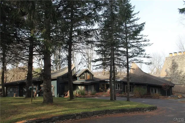 $450,000 | 7927 Indian Hill Road, Pompey, NY 13104