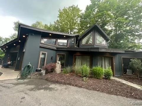 $450,000 | 7927 Indian Hill Road, Pompey, NY 13104