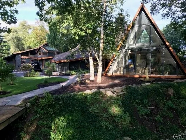 $450,000 | 7927 Indian Hill Road, Pompey, NY 13104