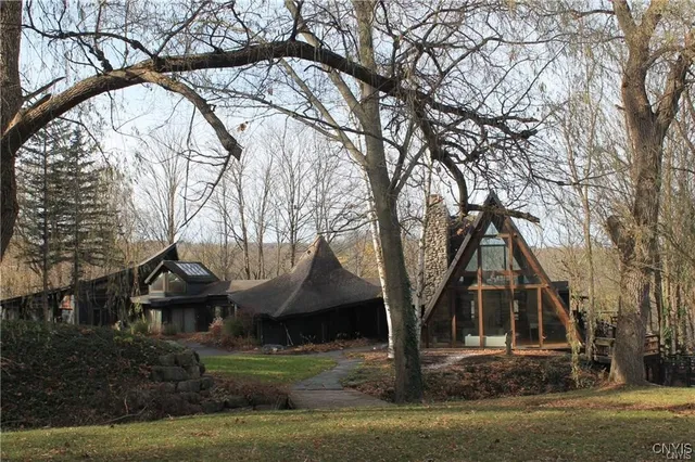 $450,000 | 7927 Indian Hill Road, Pompey, NY 13104