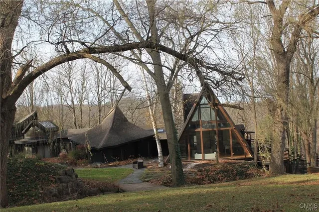 $450,000 | 7927 Indian Hill Road, Pompey, NY 13104