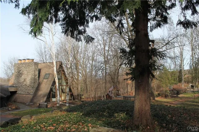 $450,000 | 7927 Indian Hill Road, Pompey, NY 13104