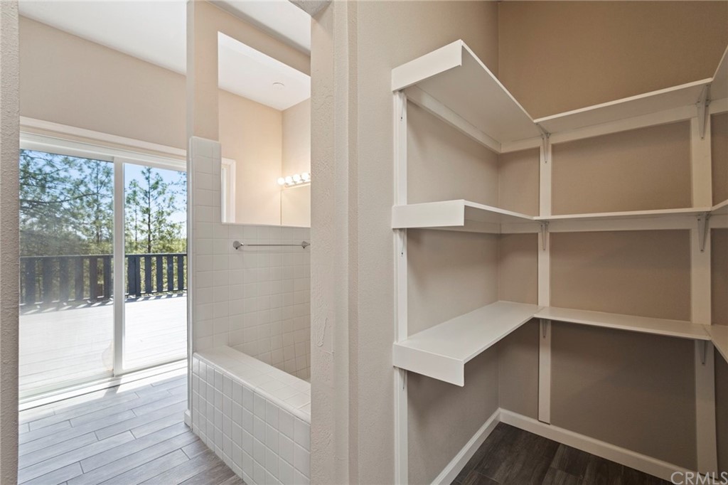 10379 McMahon Road Coulterville, CA 95311 - Photo 36 of 63 a view of walk in closet with window